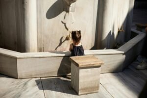 Padovanok laimingą vaikystę